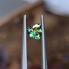 0.67ct Parti Australian Sapphire, Trillion