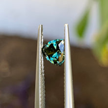 0.76ct Parti Australian Sapphire, Trillion