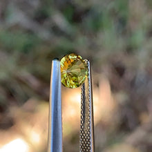 0.94ct Yellow Sapphire Round