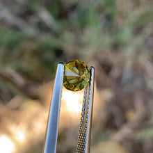 0.94ct Yellow Sapphire Round