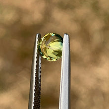 0.97ct Yellow Parti Sapphire, Round