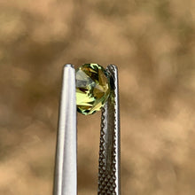 0.97ct Yellow Parti Sapphire, Round