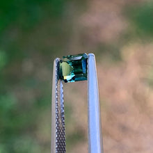 0.9ct Blue Green Sapphire, Emerald