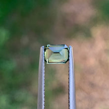 0.9ct Blue Green Sapphire, Emerald