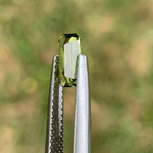 1.00ct Green Sapphire, Emerald