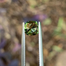 1.05ct Green Sapphire, Cushion