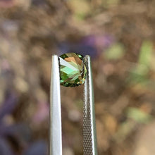 1.05ct Green Sapphire, Cushion
