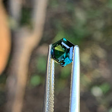 1.07ct Teal Parti Sapphire, Hexagon