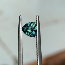 1.0ct Parti Sapphire, Trillion