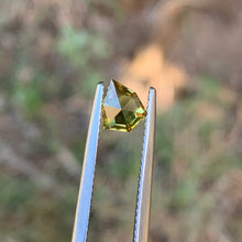 1.0ct Yellow Sapphire Freeform