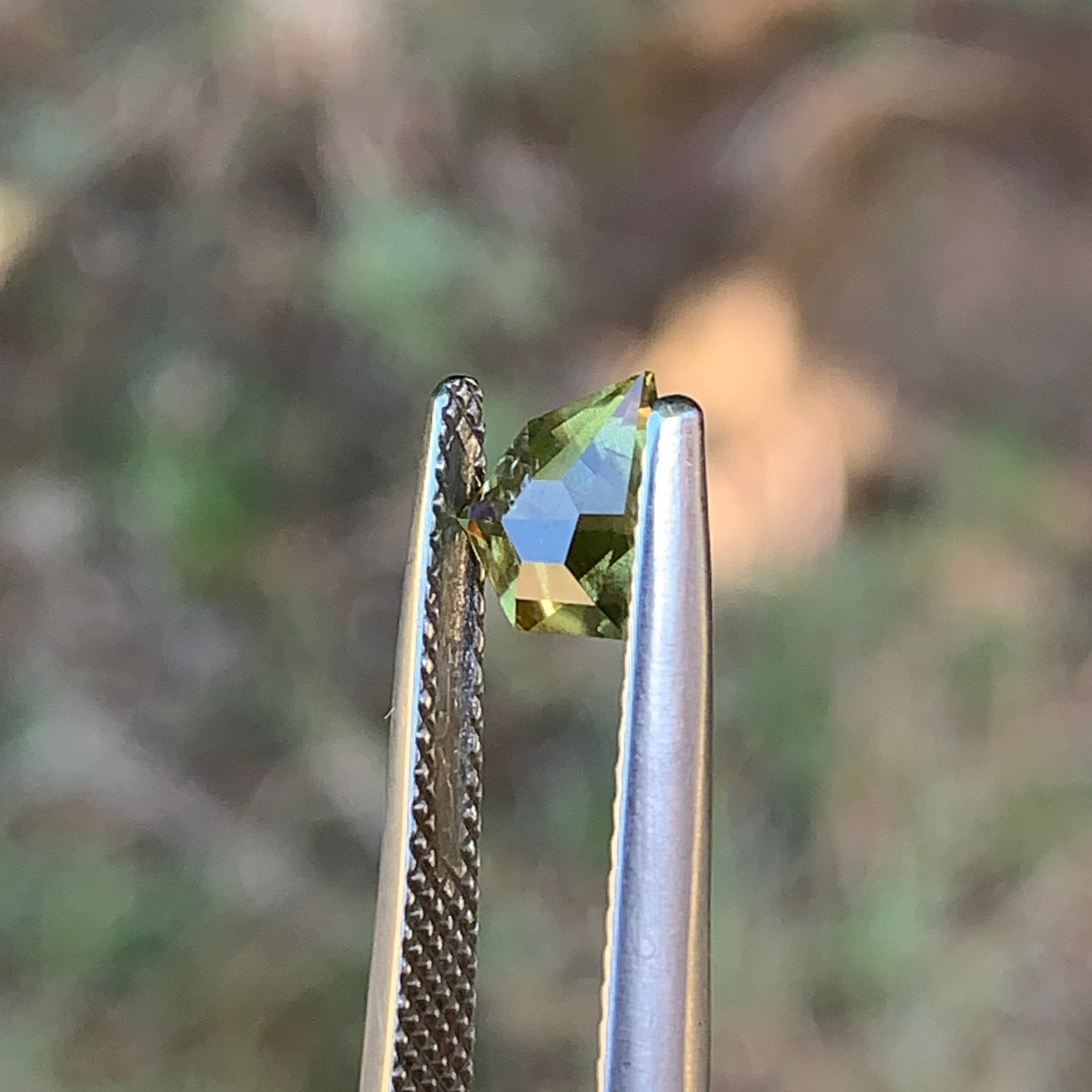 1.0ct Yellow Sapphire Freeform