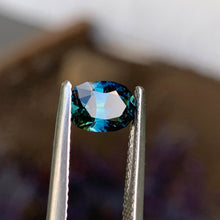 1.1ct Teal Sapphire, Oval