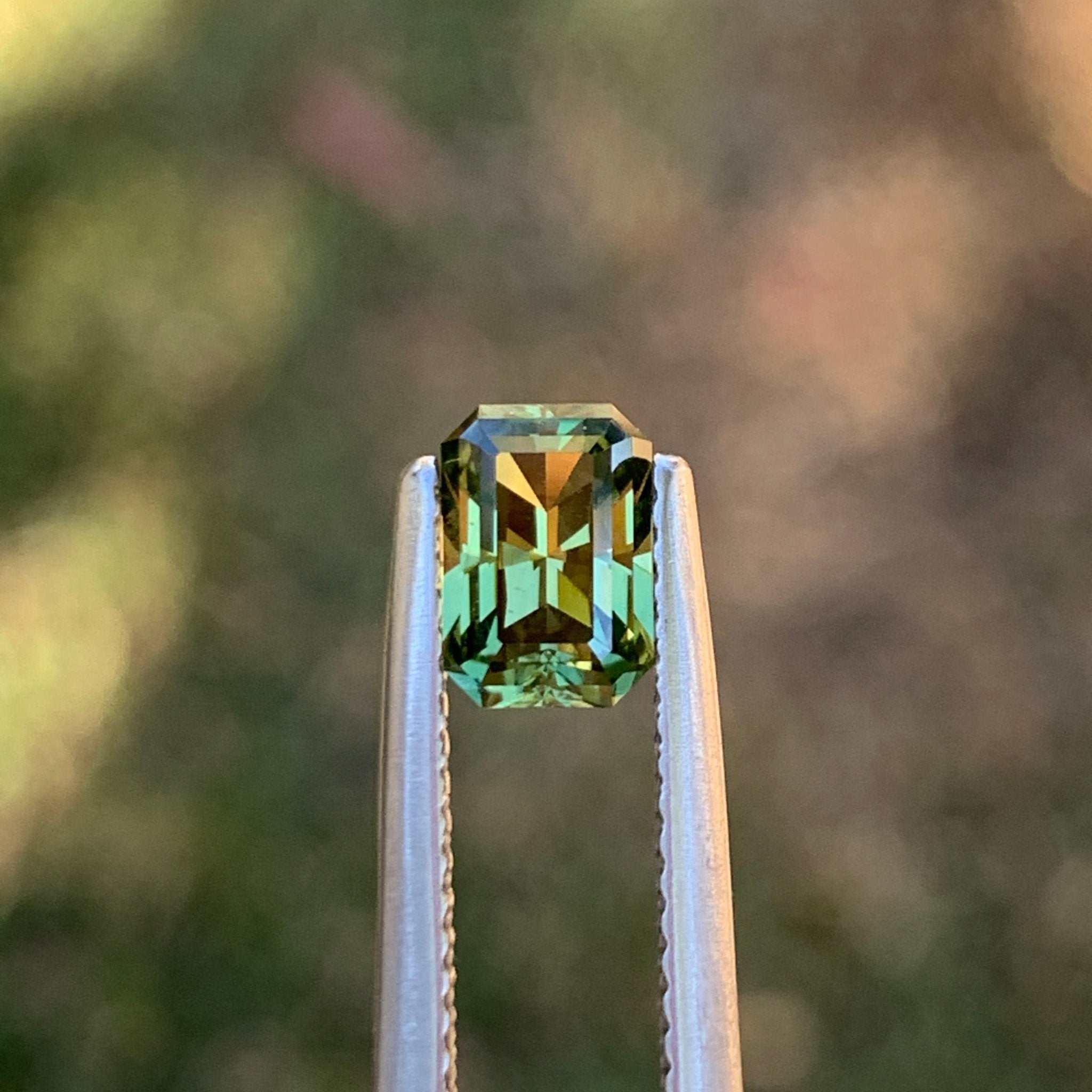 1.25ct Green Sapphire, Emerald