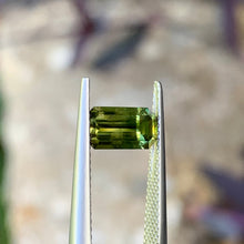 1.37ct Wattle Parti Australia Sapphire, Emerald Shape