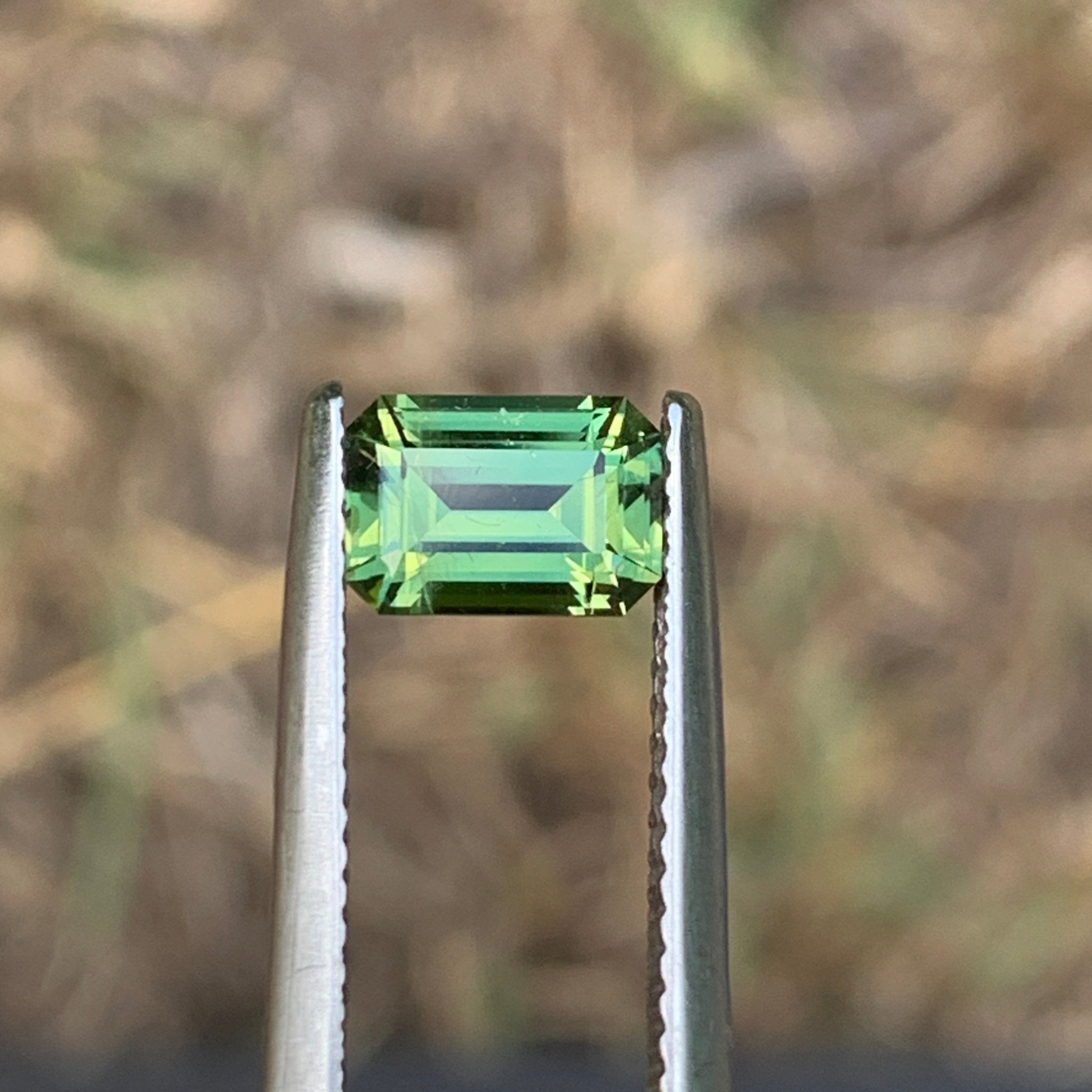 1.42ct Green Sapphire Rectangular