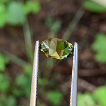 1.48ct Green Sapphire, Oval