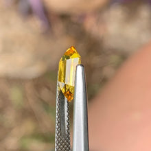 1.4ct Golden Yellow, Freeform