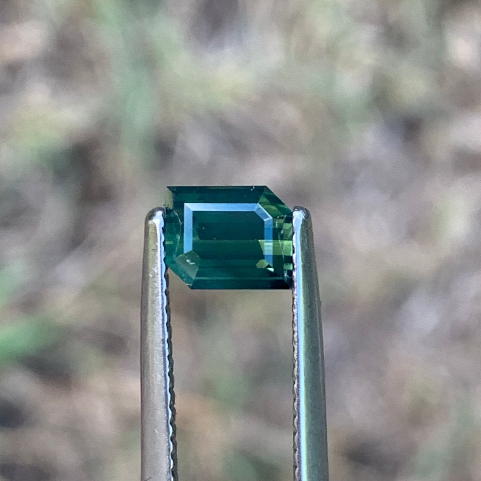 1.4ct Green Sapphire Freeform