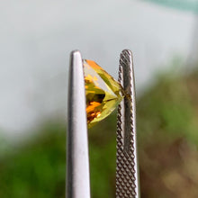 1.59ct Golden Yellow Sapphire, Trillion