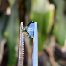 1.59ct Parti Sapphire, Blocky Trillion