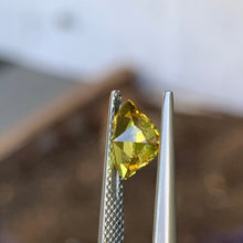 1.62ct Yellow Australian Sapphire, Freeform