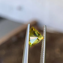 1.62ct Yellow Australian Sapphire, Freeform