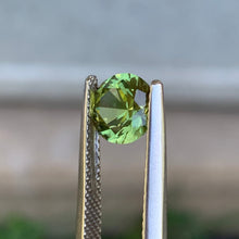 1.63ct Lime Green Sapphire, Round