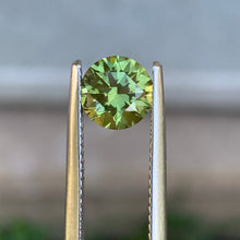 1.63ct Lime Green Sapphire, Round