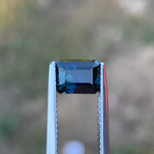 1.67ct Blue Yellow Parti Sapphire, Emerald