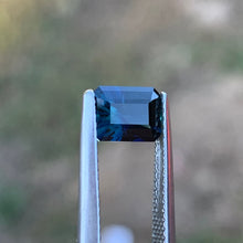 1.67ct Blue Yellow Parti Sapphire, Emerald