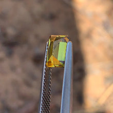 1.76ct Golden Yellow Sapphire Rectangular