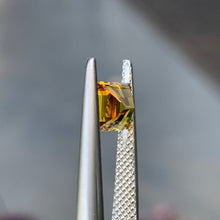 1.78ct Golden Yellow Australian Sapphire, Baguette Shape
