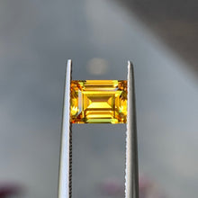 1.78ct Golden Yellow Australian Sapphire, Baguette Shape