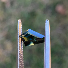 1.79ct Teal Sapphire, Freeform