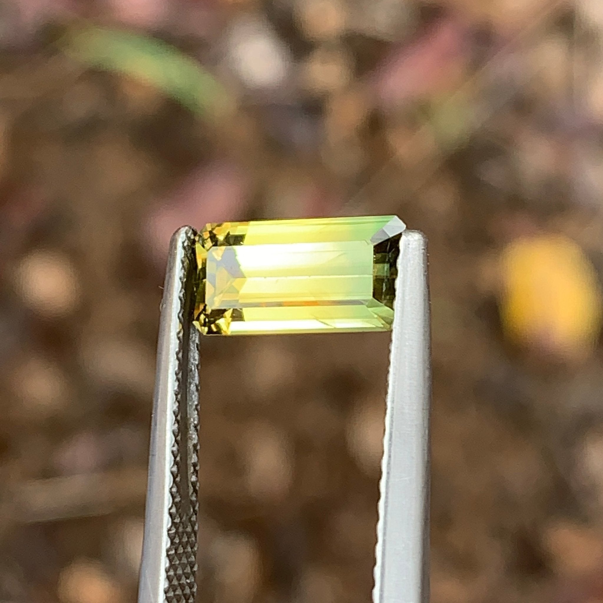 1.88ct Yellow Green Parti Sapphire Rectangular