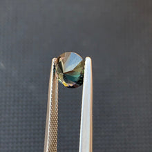 1.89ct Blue Green Sapphire Round