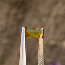 1.8ct Golden Yellow Sapphire, Baguette