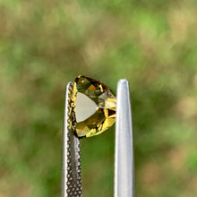 1.8ct Yellow Sapphire, Trillion