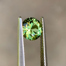 1.93ct Green Sappphire, Round