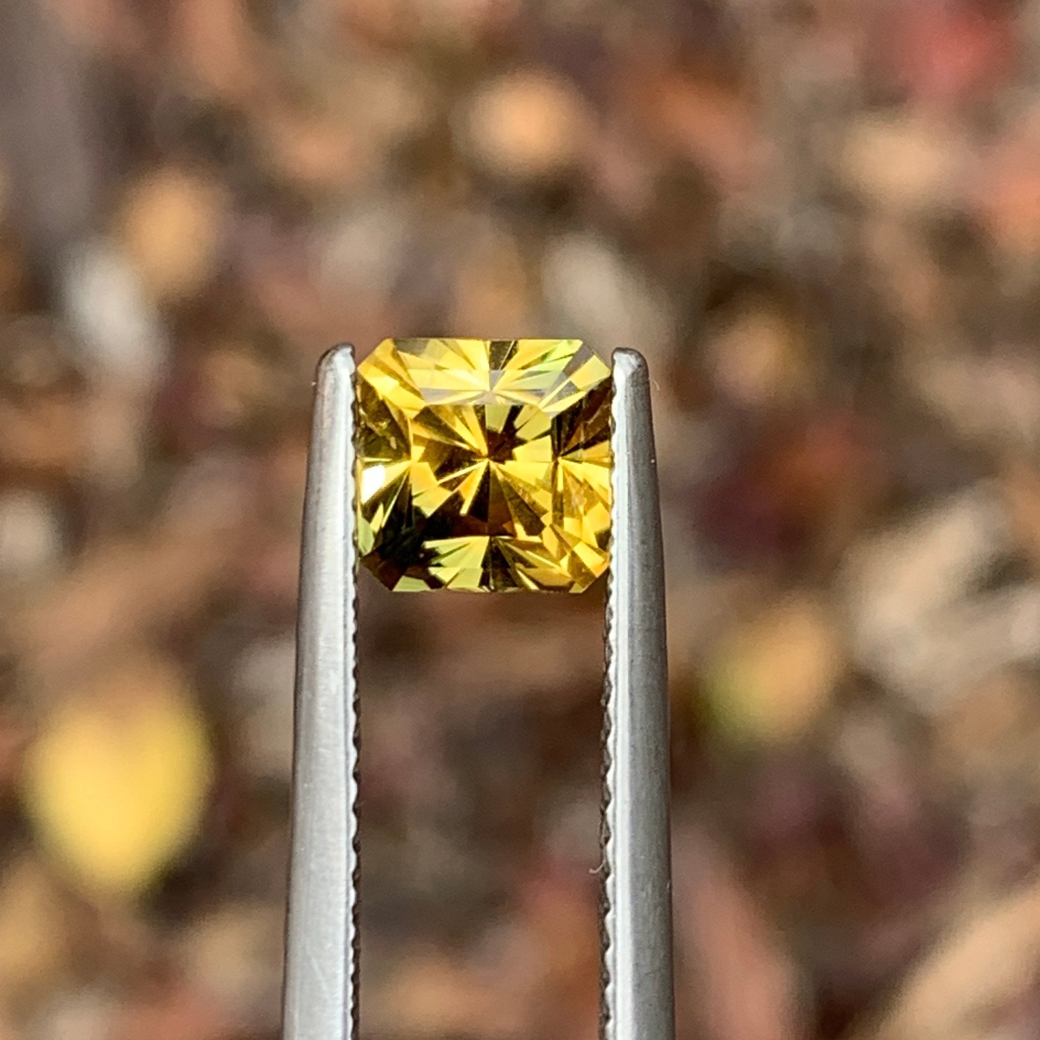 1.95ct Yellow Parti Sapphire Octagon