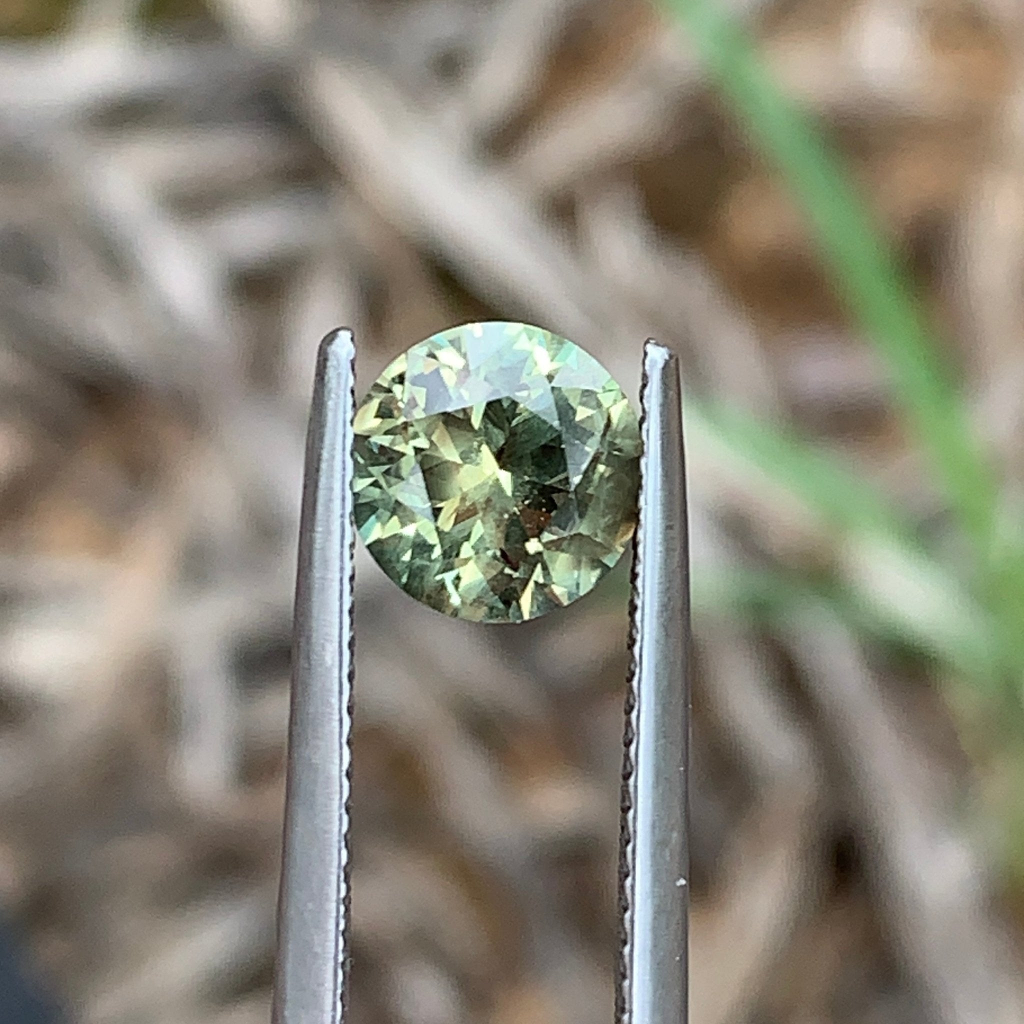 1.96ct Light Green Sapphire Round