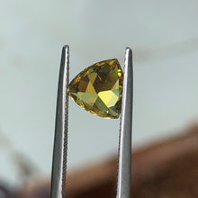 1.9ct Yellow Sapphire, Trillion