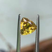 1.9ct Yellow Sapphire, Trillion