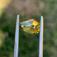 2.15ct Yellow Sapphire, Freeform