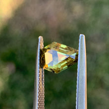2.15ct Yellow Sapphire, Freeform