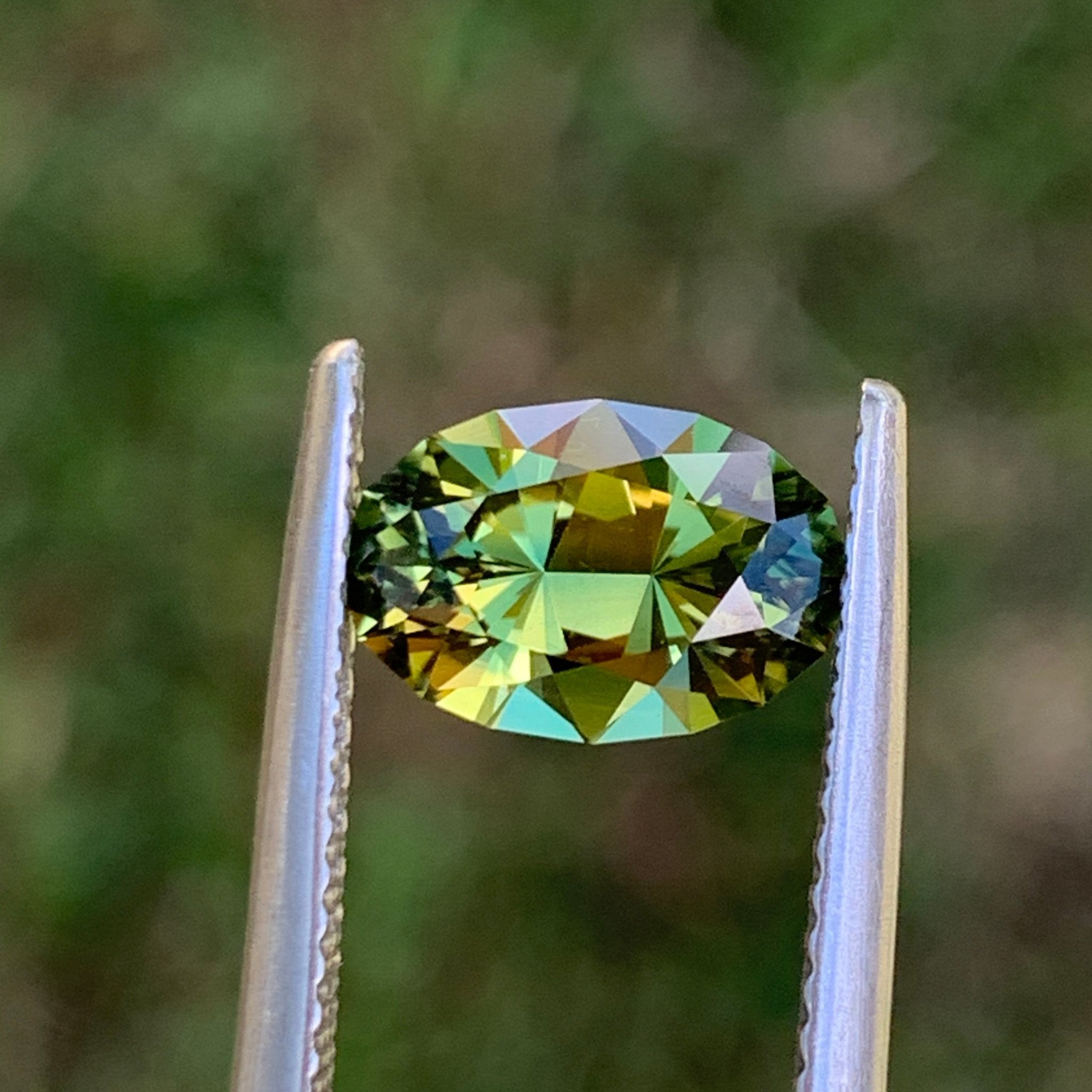 2.1ct Green Sapphire, Oval