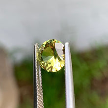 2.1ct Yellow Sapphire, Round