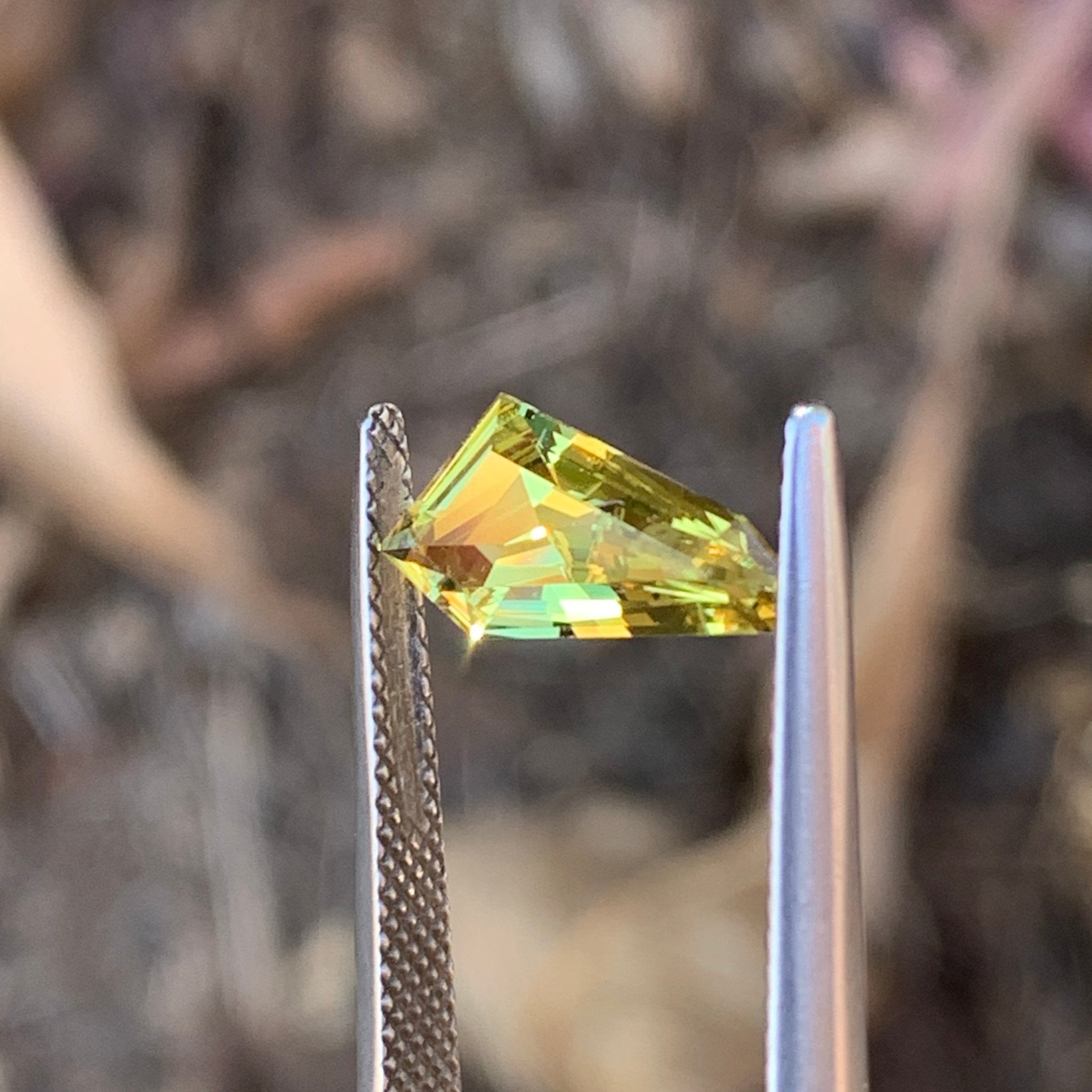 2.22ct Yellow Sapphire, Freeform