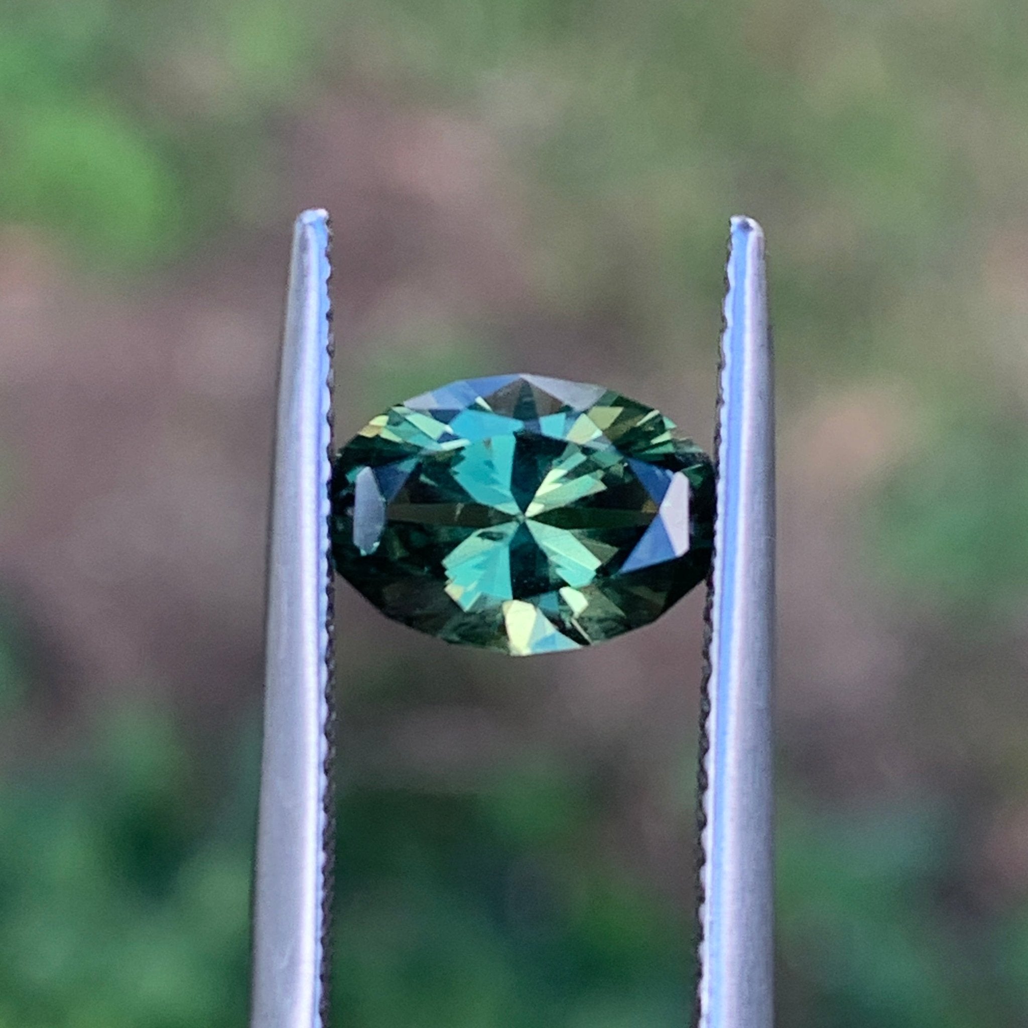 2.2ct Green Sapphire, Oval