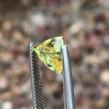 2.2ct Yellow Parti Sapphire Trillion